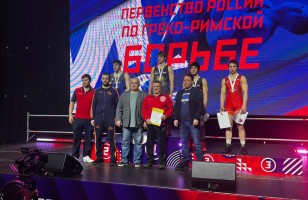 У красноярских борцов — две бронзовые медали первенства России