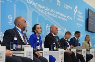 В Красноярске прошла сессия с Александром Карелиным «Время сильных»