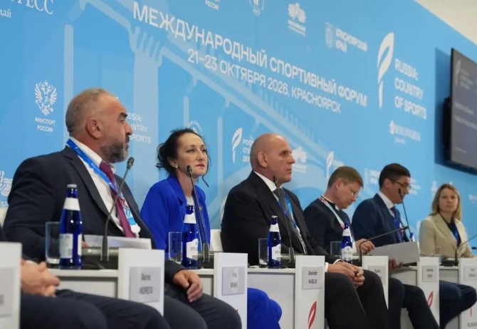 В Красноярске прошла сессия с Александром Карелиным «Время сильных»