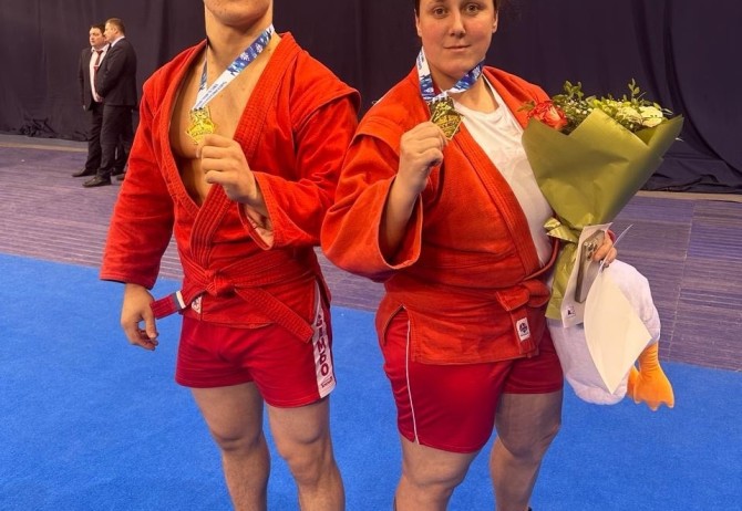 Ольга Артошина и Владислав Панов стали победителями международных соревнований по самбо