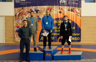 В Красноярске завершился чемпионат СФО по спортивной борьбе