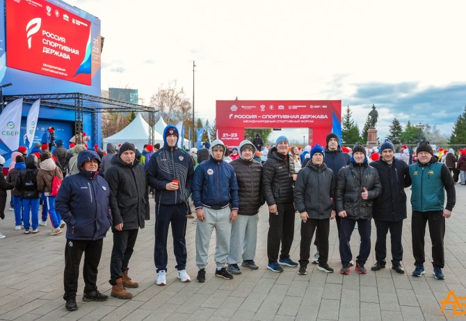 Массовая утренняя зарядка в центре Красноярска!